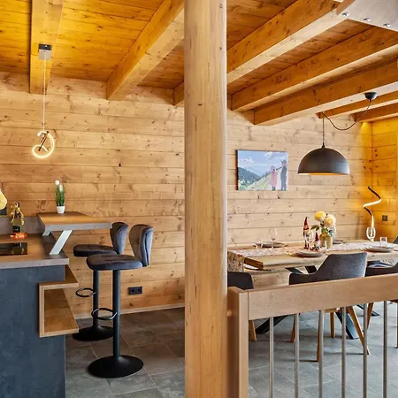 Aus Holz Гармиш-Партенкирхен